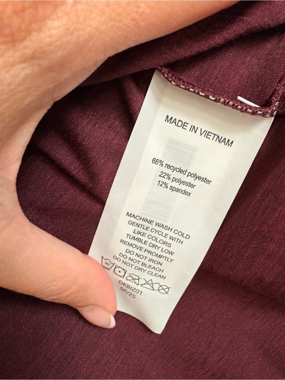 NWT Quince Men's Crew Neck T-Shirt in Wine size M - Picture 4 of 6